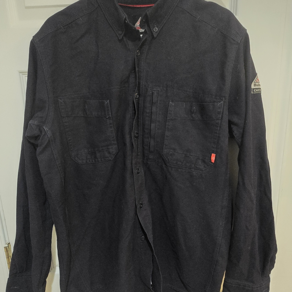 Bulwark FR Mens Large Long Sleeve Navy Blue button up shirt